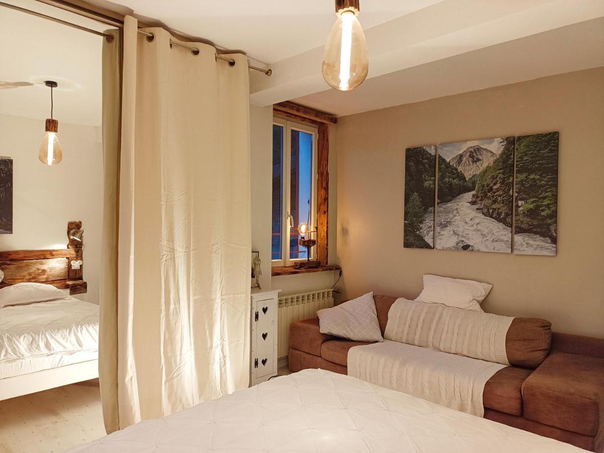 Gite Redrooster Home - 160M2, 4 Ch, 2 Sdb, Fibre, Parking, Sauna, Bain A Remous Theys Zewnętrze zdjęcie