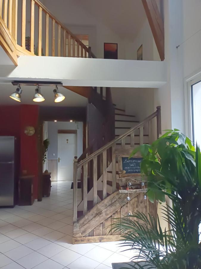 Gite Redrooster Home - 160M2, 4 Ch, 2 Sdb, Fibre, Parking, Sauna, Bain A Remous Theys Zewnętrze zdjęcie